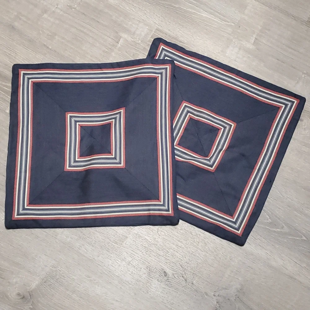 Pottery Barn Bundle 2 pillow cotton decor covers case size 18x18